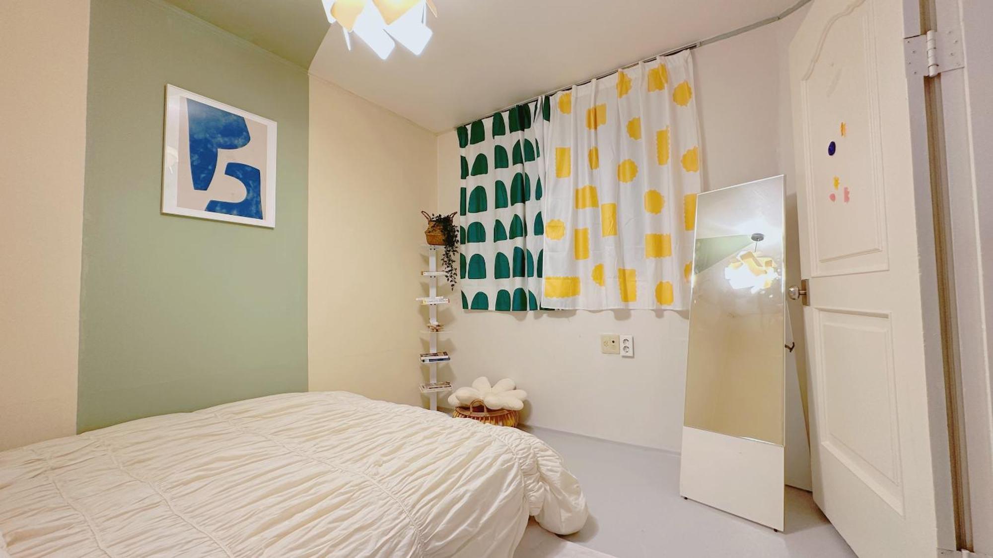 Seochon Spring Haven With Private Rooftop *